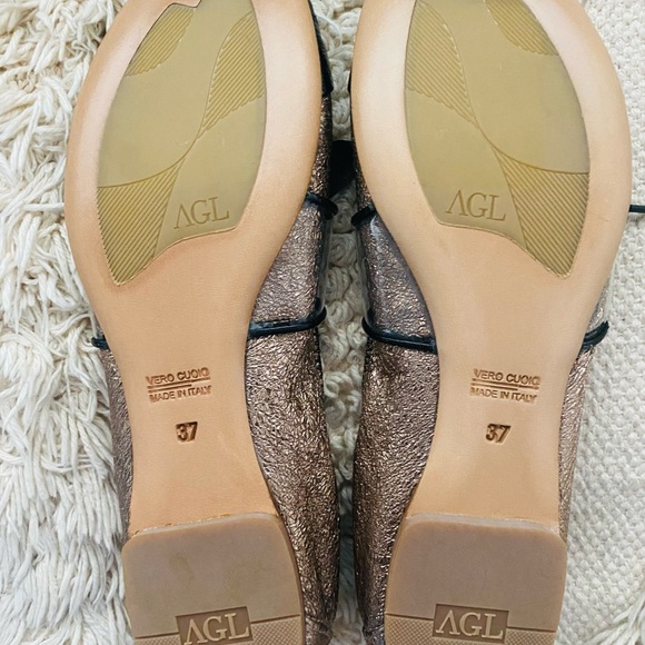 🌸SUPER CUTE AGL LOAFERS 🌸 - Picture 6 of 6